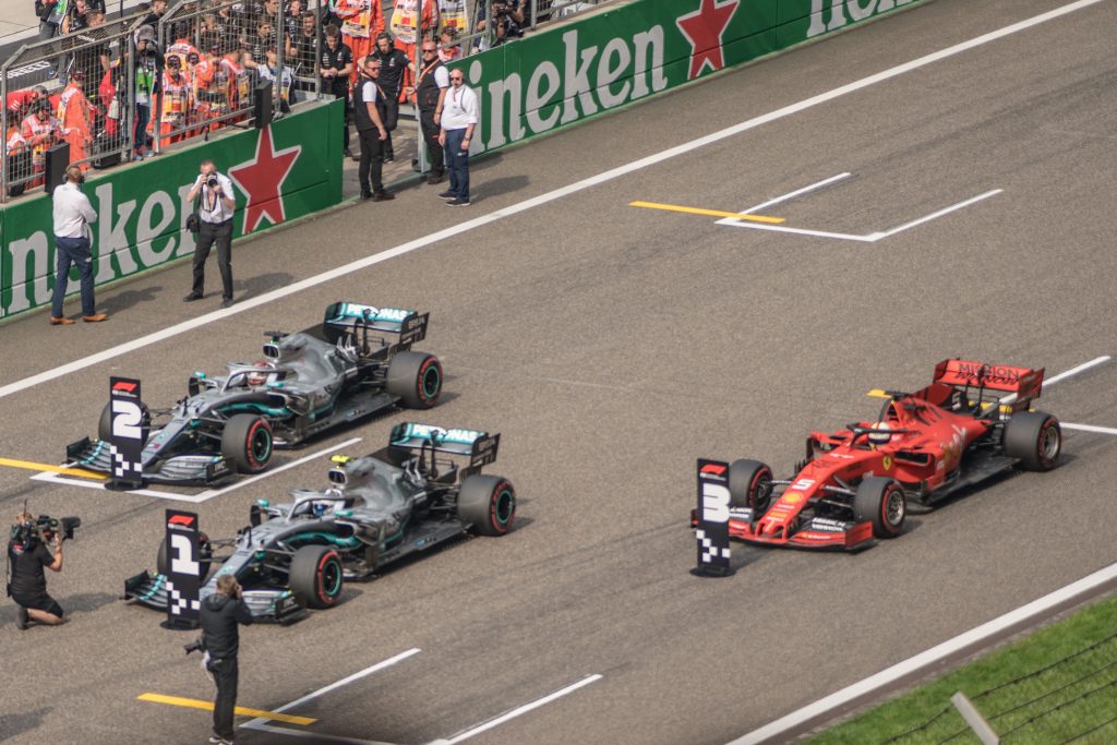 Mercedes es el equipo F1 2021 con más poles